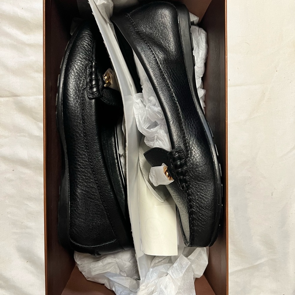 NIB Coach black pebbled leather loafers size 5